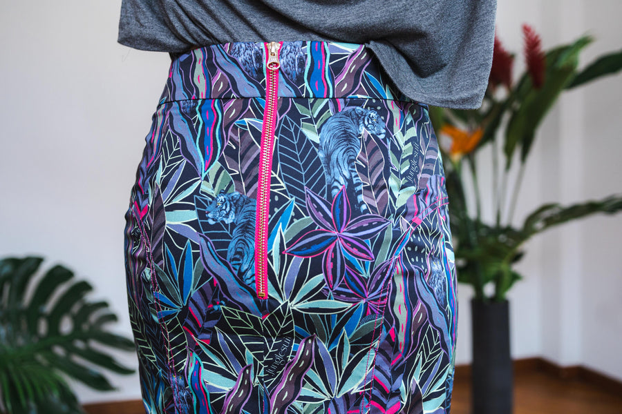 Zip It! night jungle skirt